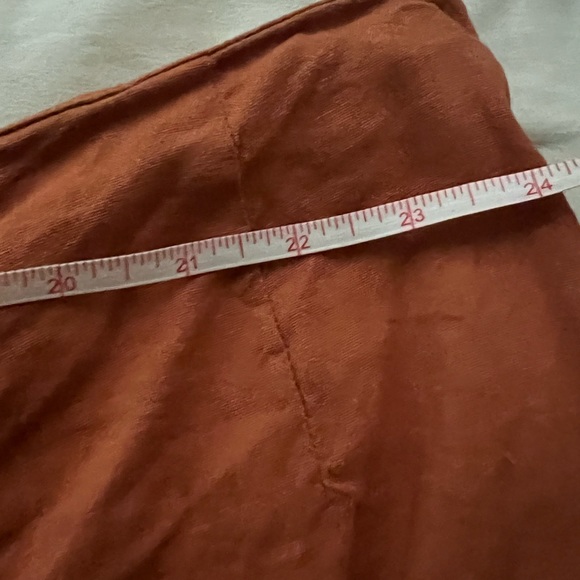 Leith Plus size orange rust linen shorts - Picture 2 of 4